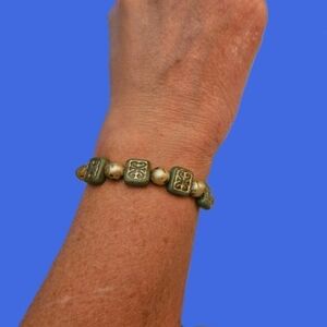 HANDMADE Citrine Jade Floral Czech Glass Beaded Toggle Bracelet